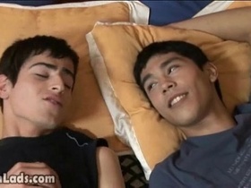 Hot Latin twinks prefer crazy fucking to fighting