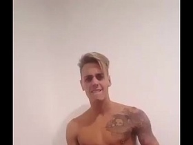 Magrinho gostosinho do pau GG