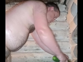 Inserted a huge cucumber to the in the ass! And then experienced a orgasm! Russian gay shocked!